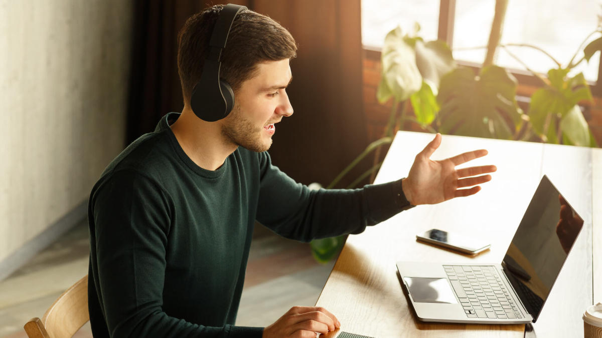 5 Things You Must Do To Score a Freelancing Gig